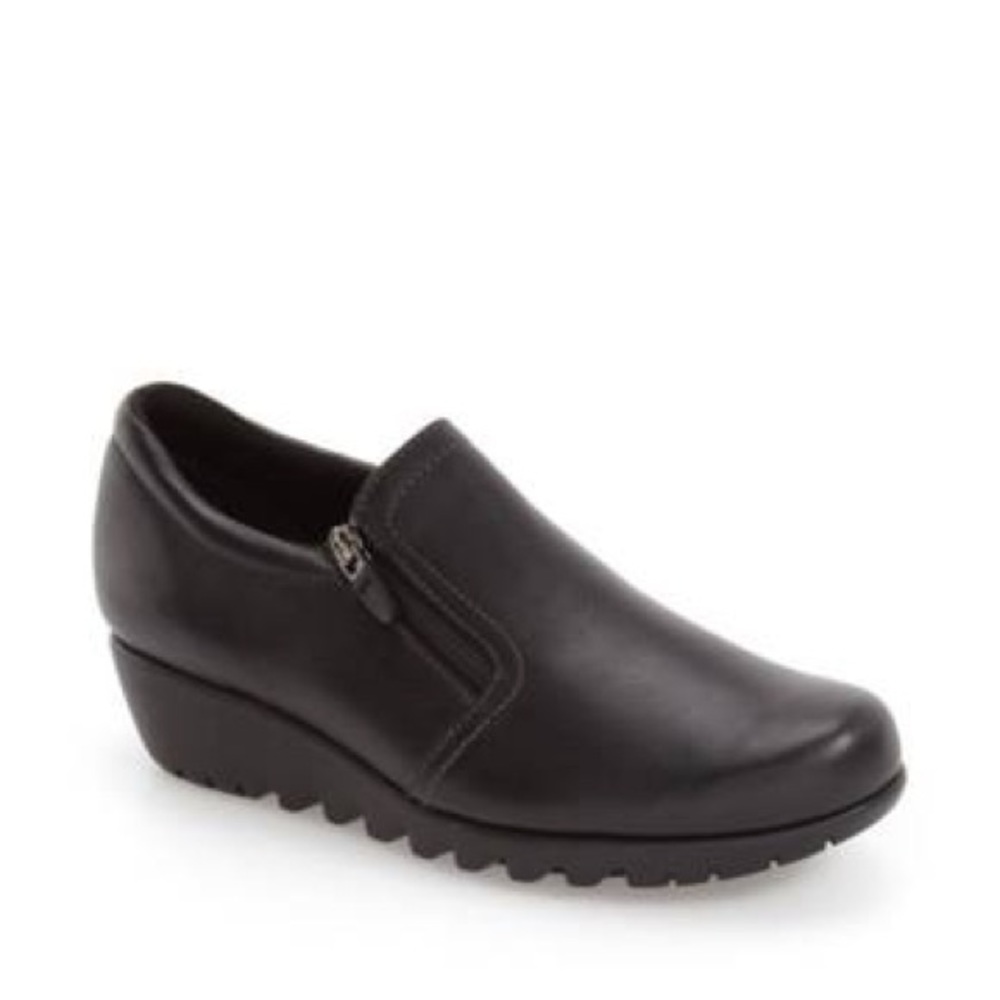 Munro Napoli Zip Bootie